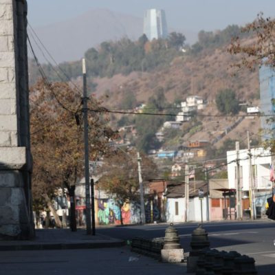 Chile chega a 1 milhão de casos de covid-19 e fecha fronteiras