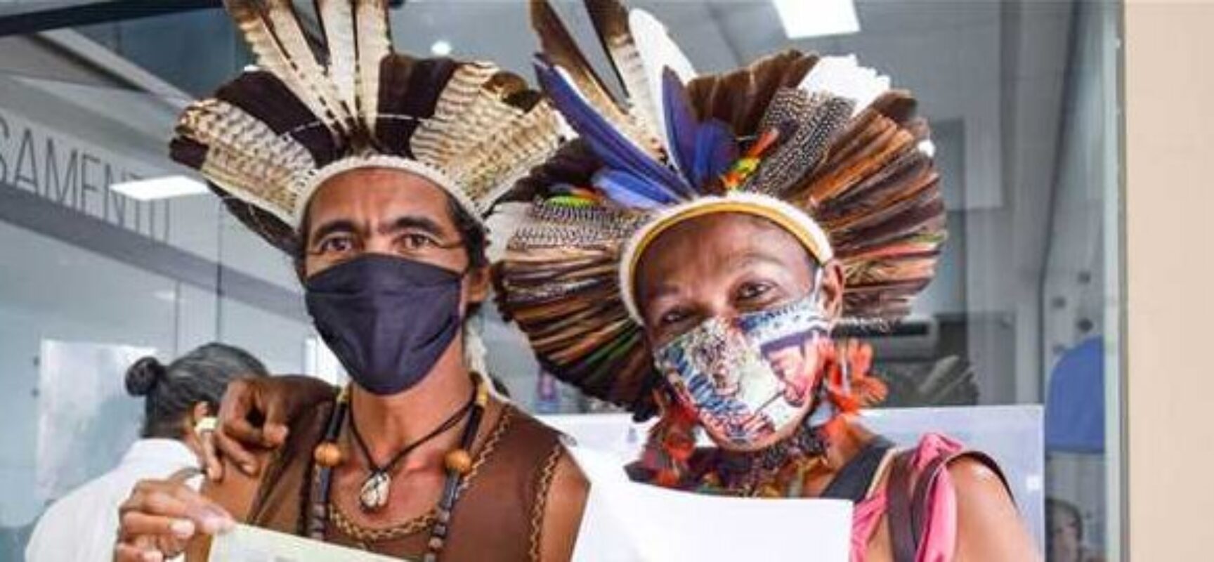 Com apoio da Prefeitura de Ilhéus, casal consegue incluir sobrenome indígena nos documentos