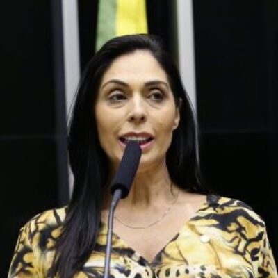 Comissão aprova aumento de pena para estelionato praticado contra pai ou mãe