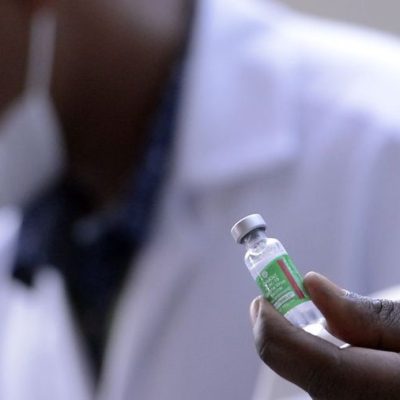 Fiocruz entrega hoje 1,3 milhão de doses da vacina Oxford-AstraZeneca