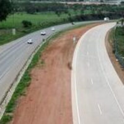Governo inaugura na Bahia 22 km de pistas duplicadas na BR-101