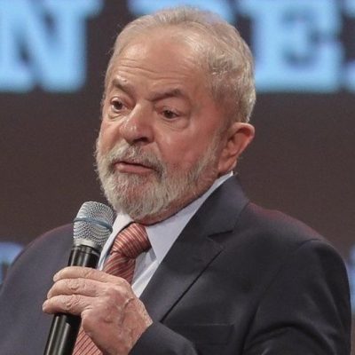 Lula admite pela primeira vez candidatura: “Serei candidato contra Bolsonaro”