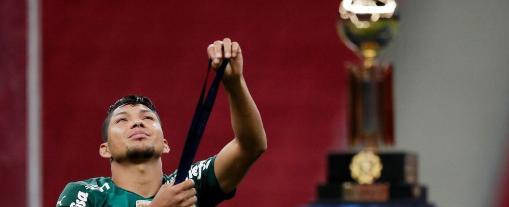 Palmeiras cai outra vez nos pênaltis e Defensa conquista a Recopa