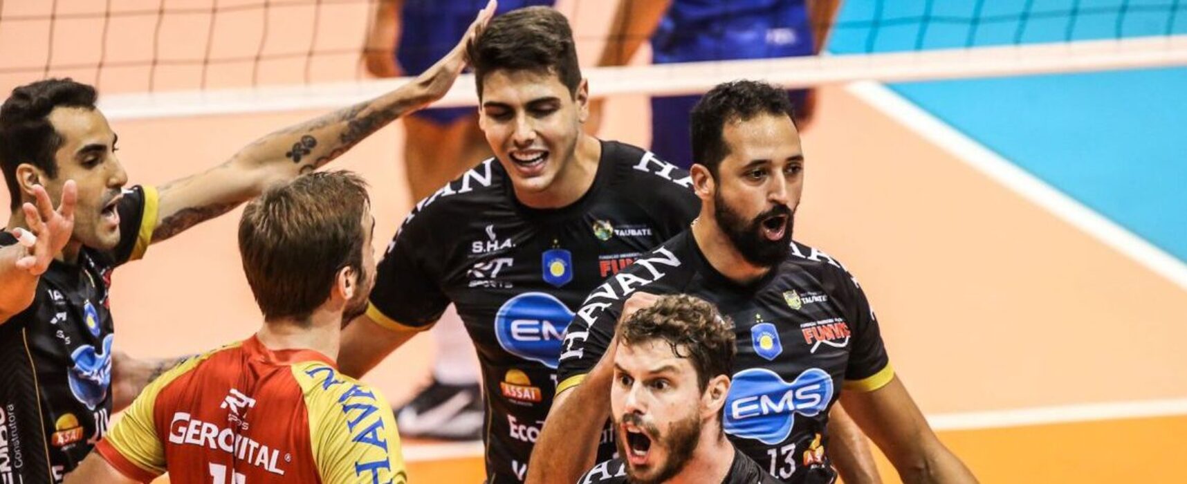 Taubaté é bicampeão da Superliga de vôlei
