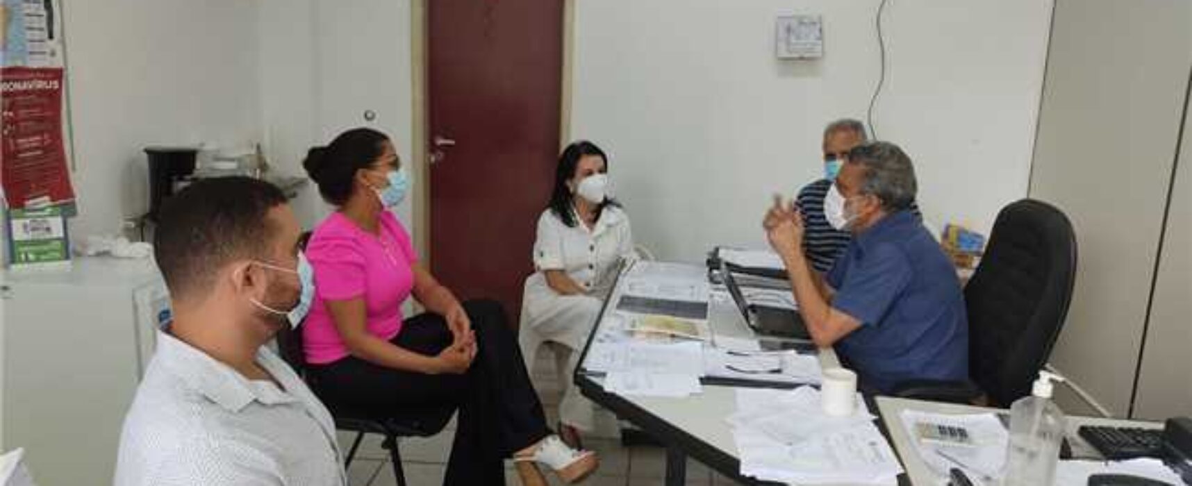 Trabalhadores da Educação de 55 a 59 anos serão vacinados contra a Covid-19 em Ilhéus