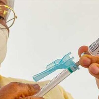 Ilhéus: Saúde aplica 2ª dose da CoronaVac para público agendado até 18 de maio