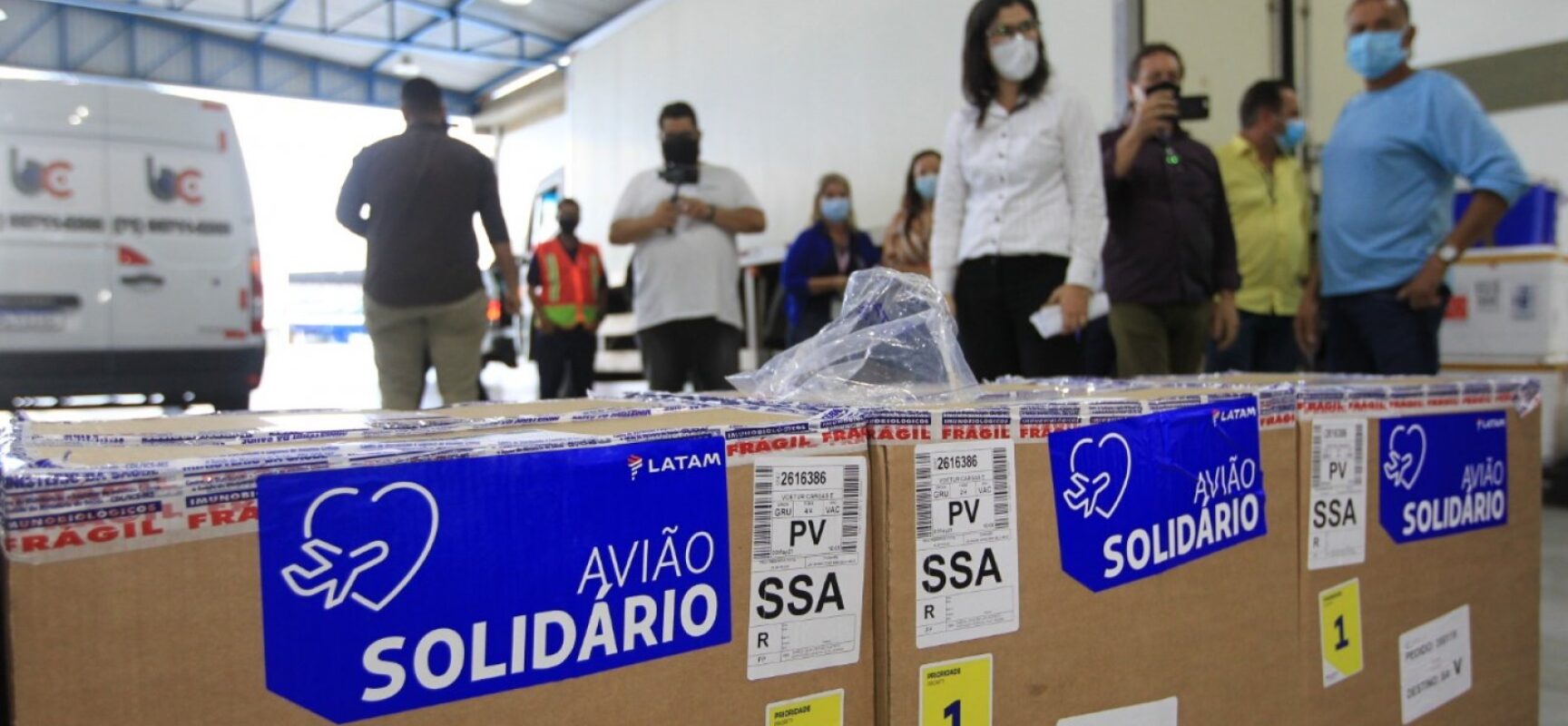 Bahia recebe primeiro lote de vacinas da Pfizer