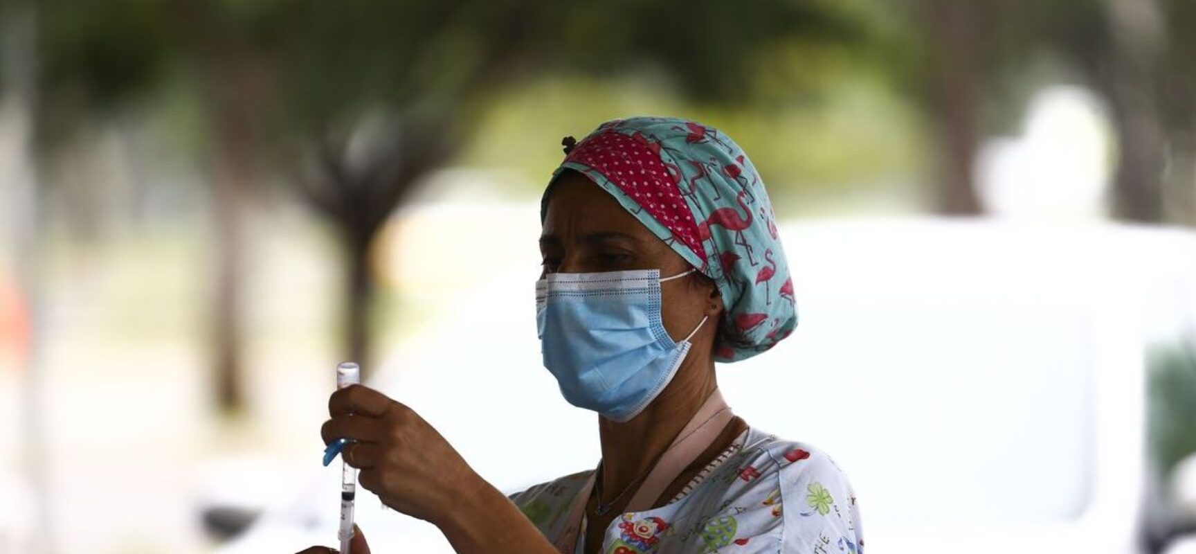 Covid-19: empresa chinesa entra com pedido de autorização para vacina