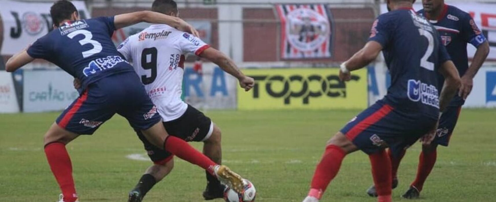 Em jogo de tirar o fôlego, Atlético e Bahia de Feira empatam com gols nos acréscimos