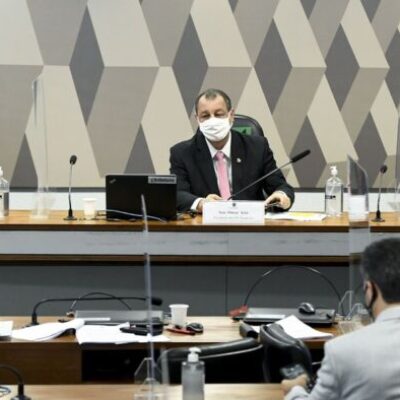 Senadores estudam possibilidade de ir ao Paraguai para apurar a compra da Covaxin