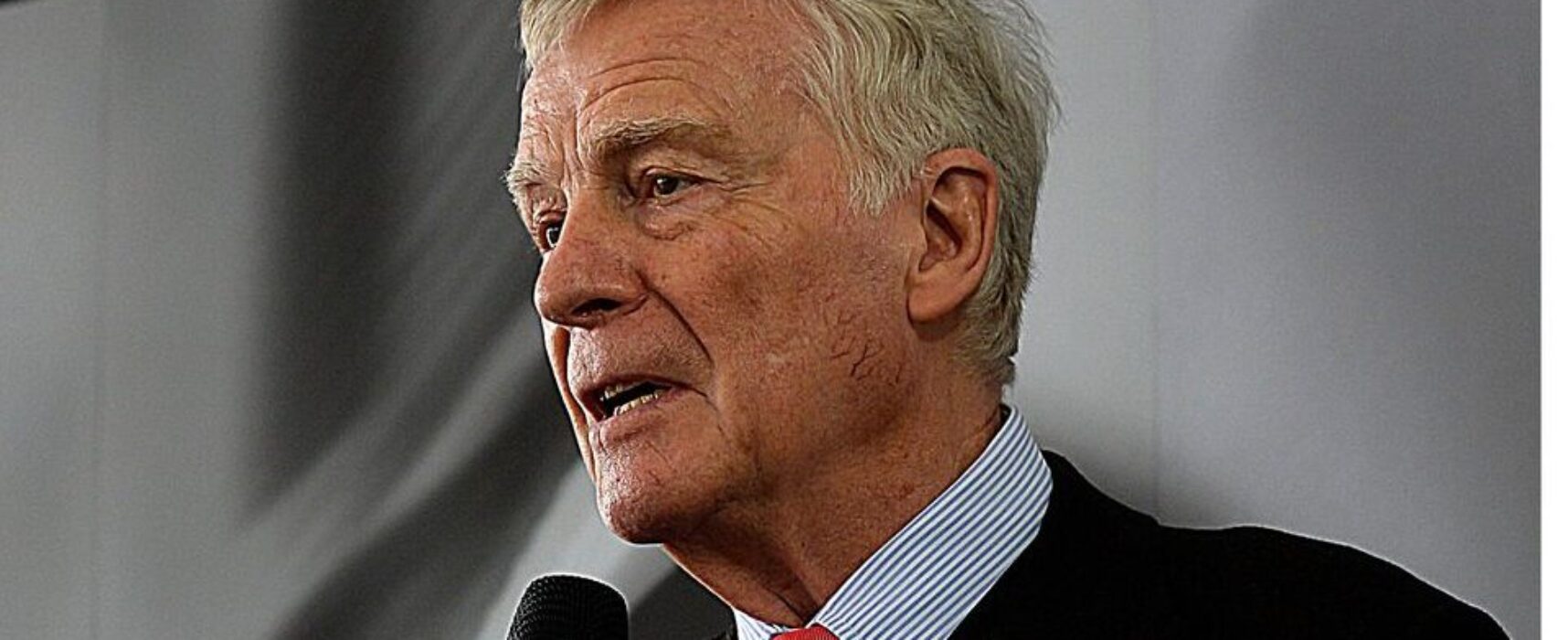 Ex-presidente da Fórmula 1 Max Mosley morre aos 81 anos