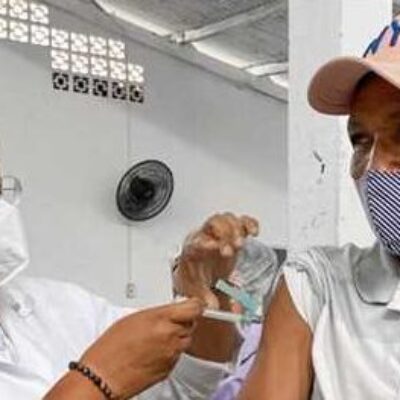 Ilhéus: Sesau já aplicou primeira dose da vacina contra a Covid-19 em mais de 30 mil pessoas