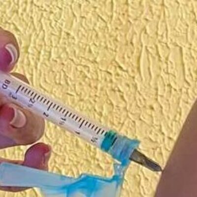 Ilhéus vacina pessoas com comorbidades, público 53+ e forças de segurança e salvamento nesta segunda