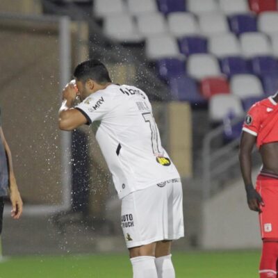 Jogo do Atlético-MG na Colômbia é paralisado por gás lacrimogênio de protestos