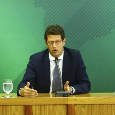 Na mira do STF, Ricardo Salles cumpre ‘agenda positiva’ no sul da Bahia