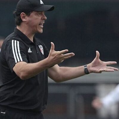 Novo técnico do Santos, Diniz estreará contra Boca Juniors na terça