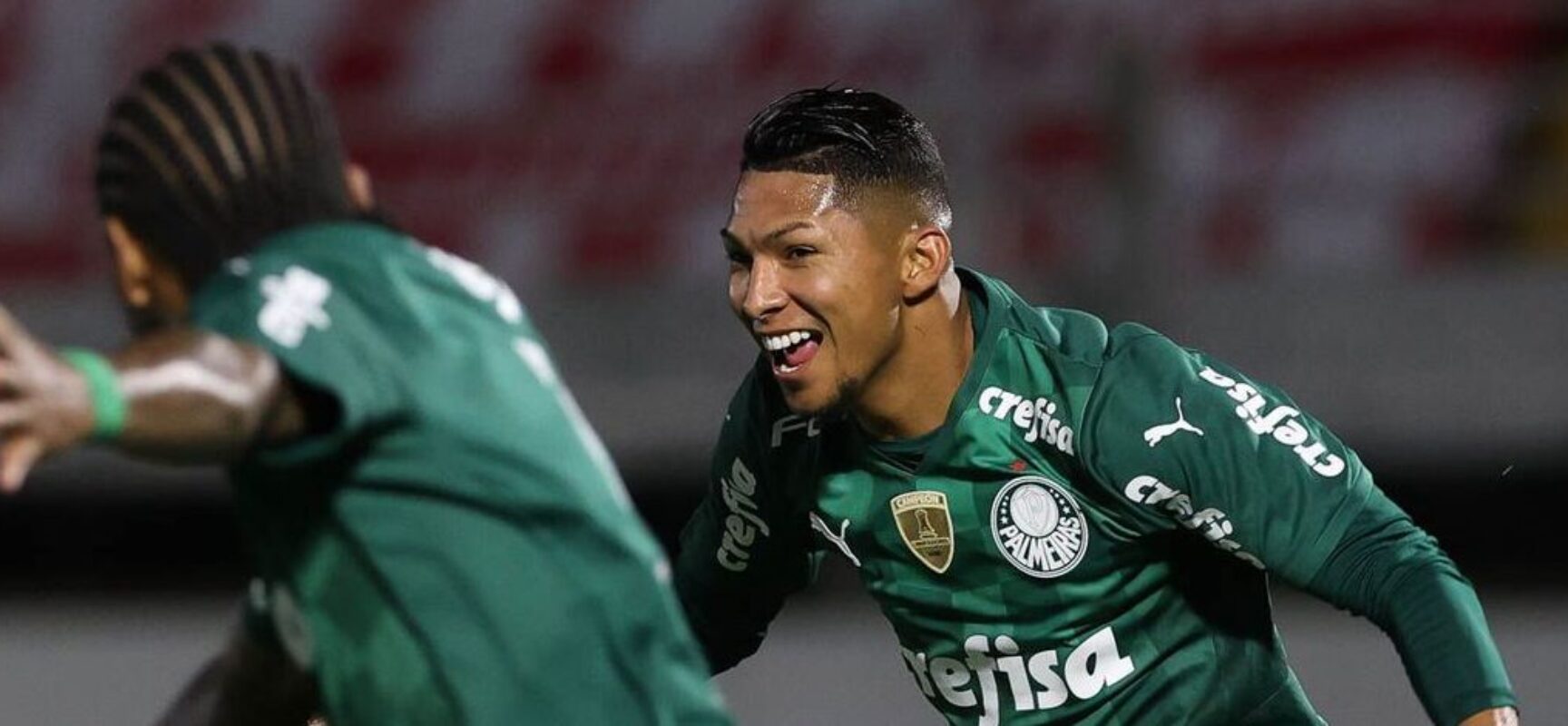 Palmeiras vence Bragantino e avança para semifinal do Paulista