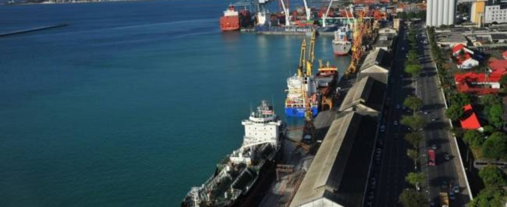 Porto de Salvador comemora 108 anos com novo recorde de movimentação da Codeba