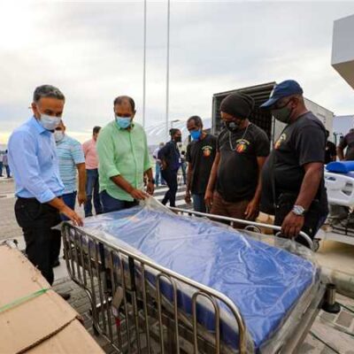 Prefeito acompanha entrega de equipamentos para Hospital Materno-Infantil de Ilhéus