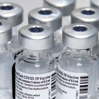 Saúde distribui 1,12 milhão de vacinas da Pfizer a partir de amanhã