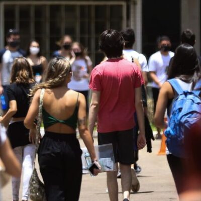 Termina hoje prazo para pedir isenção da taxa de inscrição do Enem