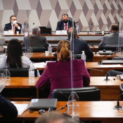 AGU recorre ao STF contra as quebras de sigilo de integrantes do governo