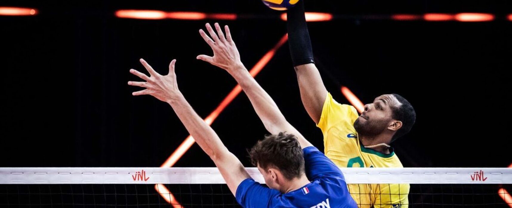 Após disputa acirrada, Brasil perde para França na Liga das Nações