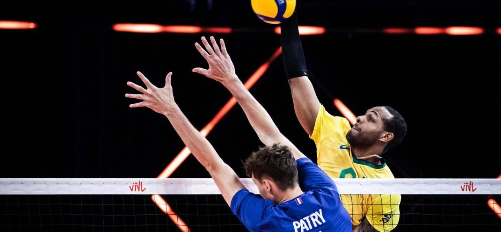 Após disputa acirrada, Brasil perde para França na Liga das Nações