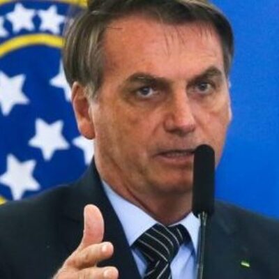 Bolsonaro diz pretender aumentar Bolsa Família em “pelo menos 50%” até 2022