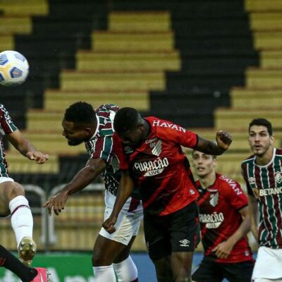 Brasileiro: Athletico-PR supera Fluminense e permanece vice-líder