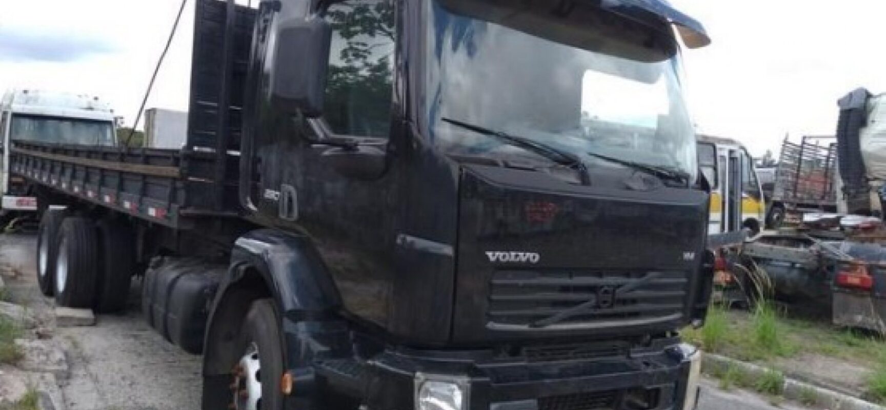 Em leilão de veículos, Polícia Civil arrecada quase R$ 1 milhão