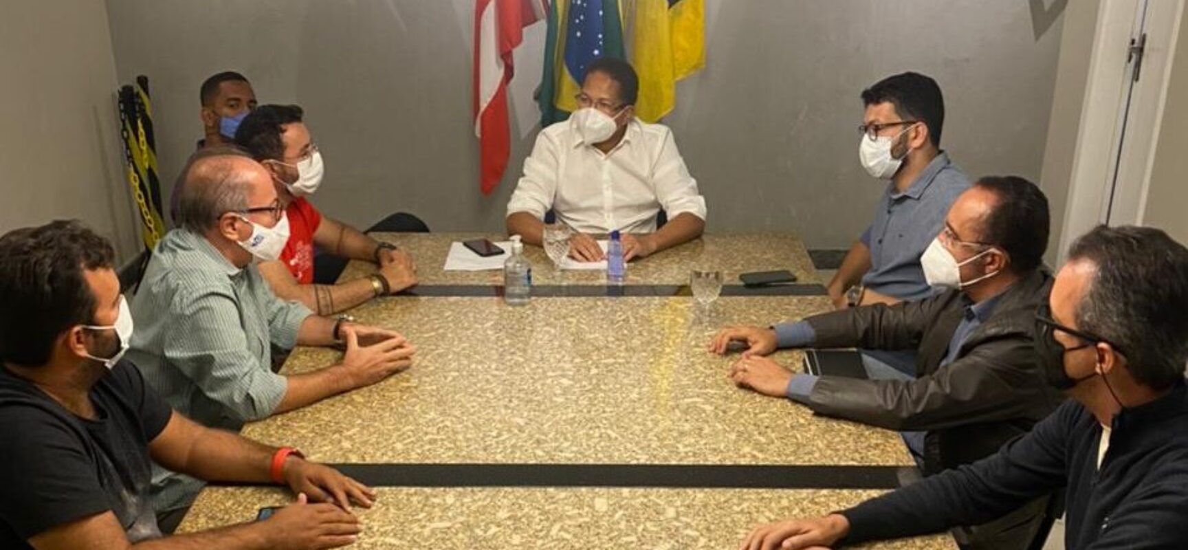 Empresários debatem sobre o fortalecimento do comércio com o prefeito de Itabuna