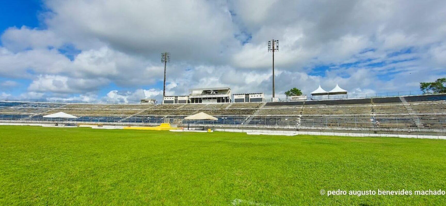 Federação Baiana de Futebol faz vistoria no Estádio Luiz Viana Filho