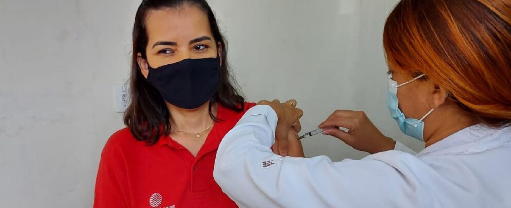 Itabuna vacina profissionais de imprensa contra a Covid-19