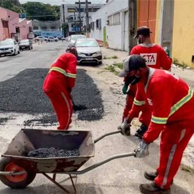 Operação tapa buracos é retomada para melhoria das vias urbanas de Ilhéus