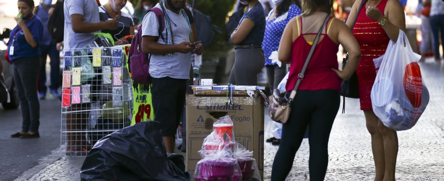 Pandemia ainda provoca impactos no mercado de trabalho, diz Ipea