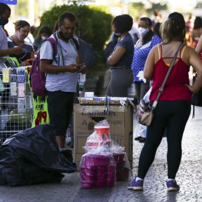 Pandemia ainda provoca impactos no mercado de trabalho, diz Ipea