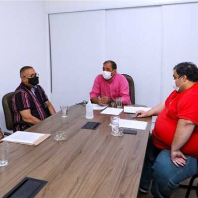Prefeitura garante atendimentos odontológicos e médicos para trabalhadores da Central do Malhado