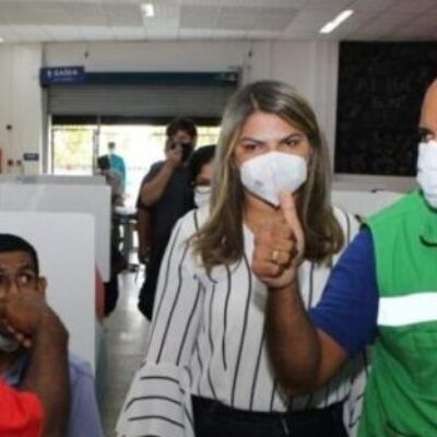 Secretária Andrea Castro visita Restaurante Popular em Salvador