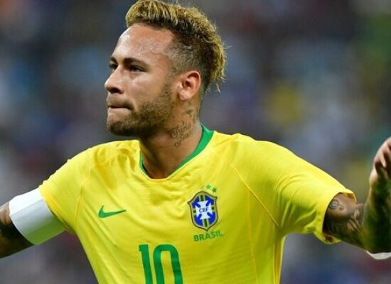 Tostão daria seu lugar a Neymar em 70: ‘É um dos maiores’
