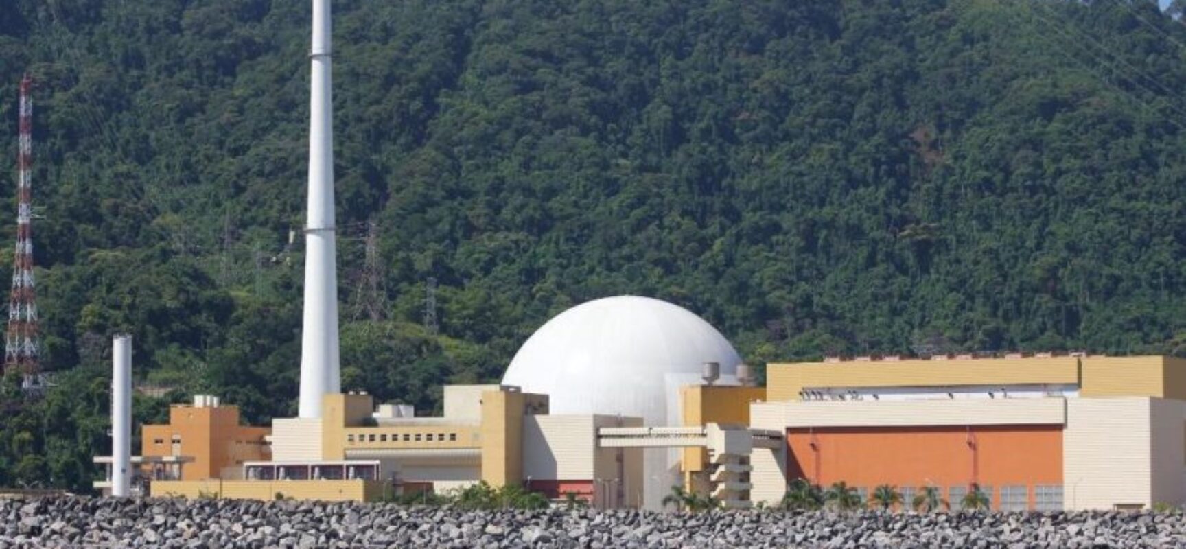 Usina Nuclear Angra 2 faz parada de 48 dias para troca de combustível