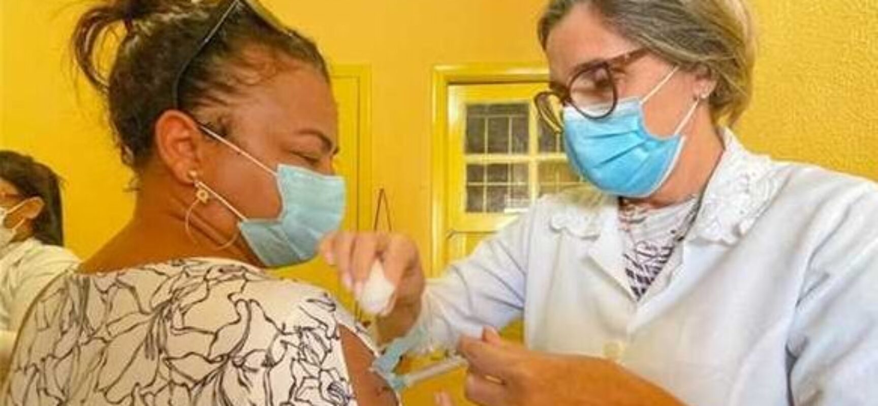 Ilhéus realiza vacinação para pessoas com 39 anos ou mais no feriado de aniversário da cidade
