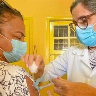 Ilhéus realiza vacinação para pessoas com 39 anos ou mais no feriado de aniversário da cidade