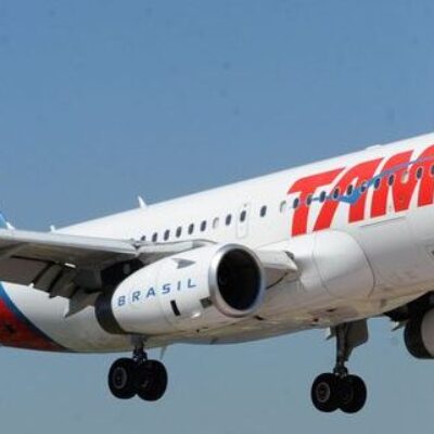 Autorização de viagem para menores de 16 anos poderá ser feita online