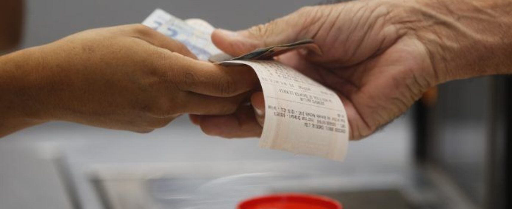 Baianos já pagaram quase R$ 50 bilhões em tributos este ano
