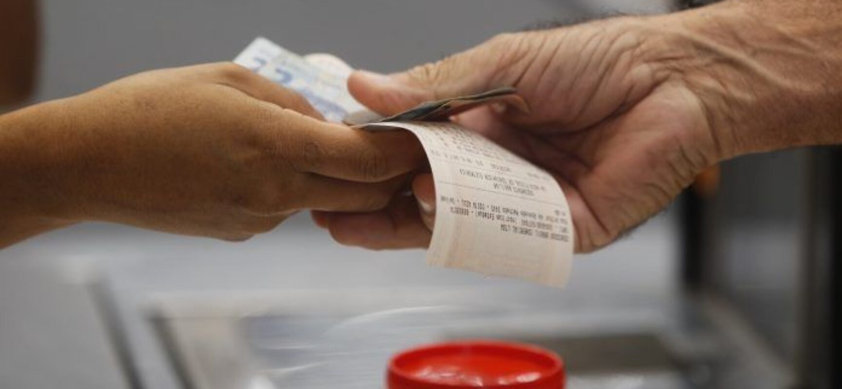 Baianos já pagaram quase R$ 50 bilhões em tributos este ano