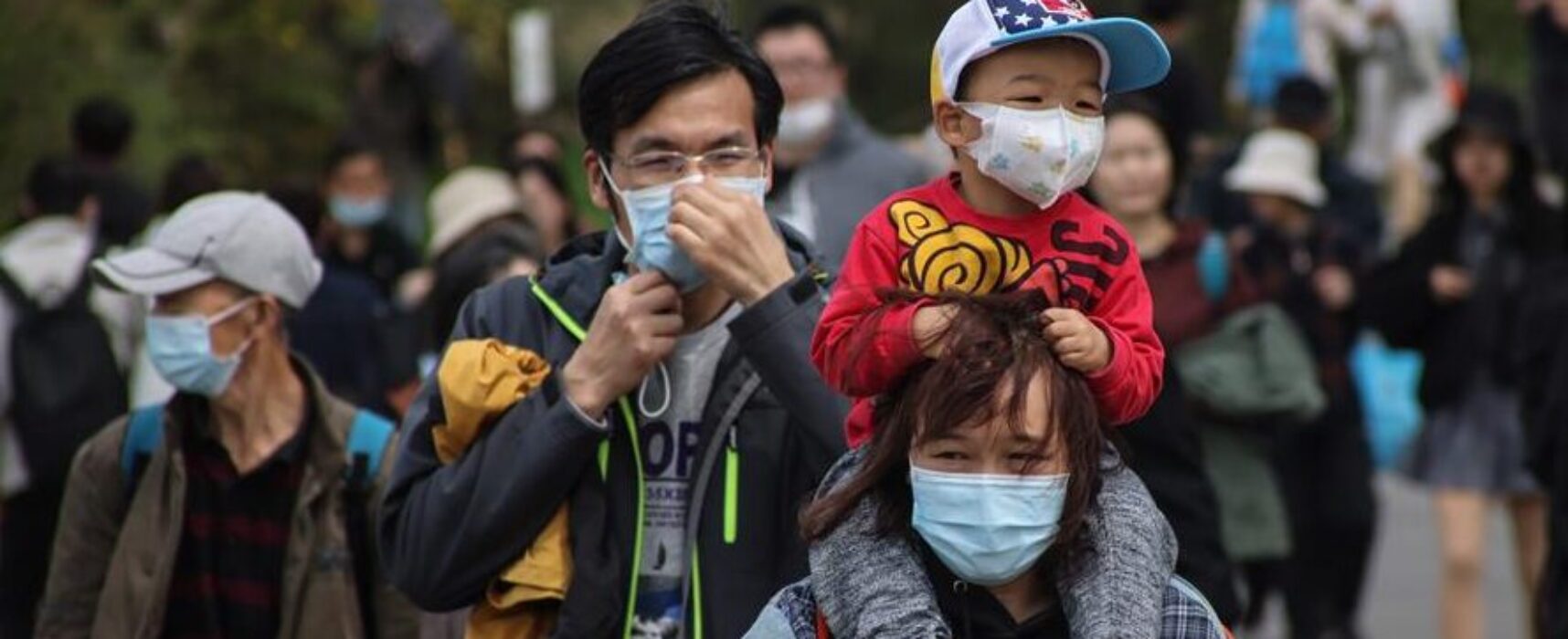 China vira vítima da própria política de ‘covid zero’ e precisa ceder para evitar novas revoltas populares