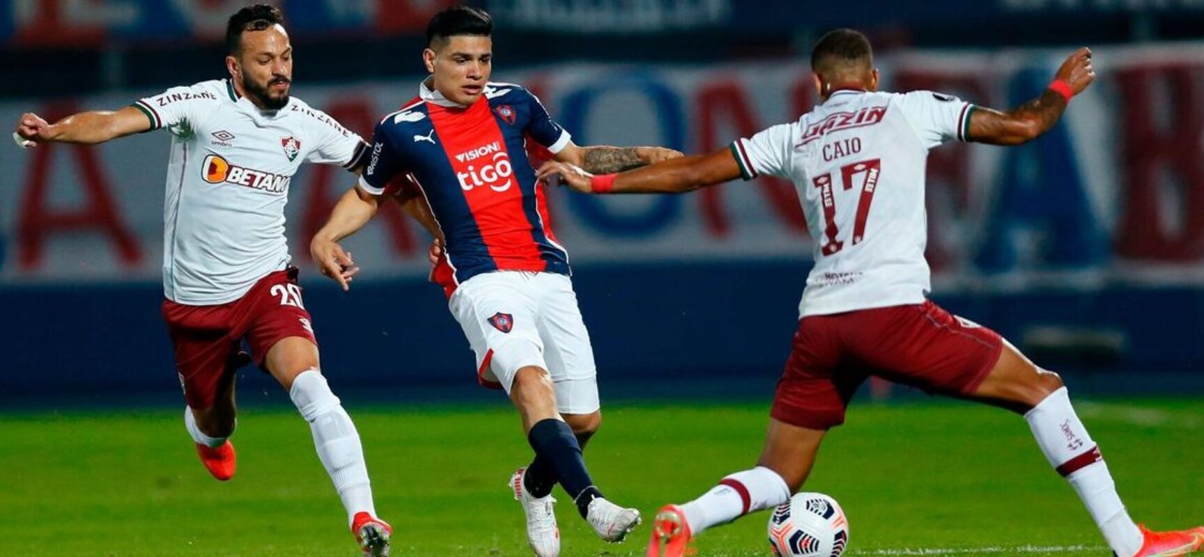 Conmebol adia jogo entre Fluminense e Cerro Porteño pela Libertadores