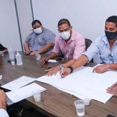 Ilhéus: Prefeito Mário Alexandre se reúne com empresas executoras de três grandes obras