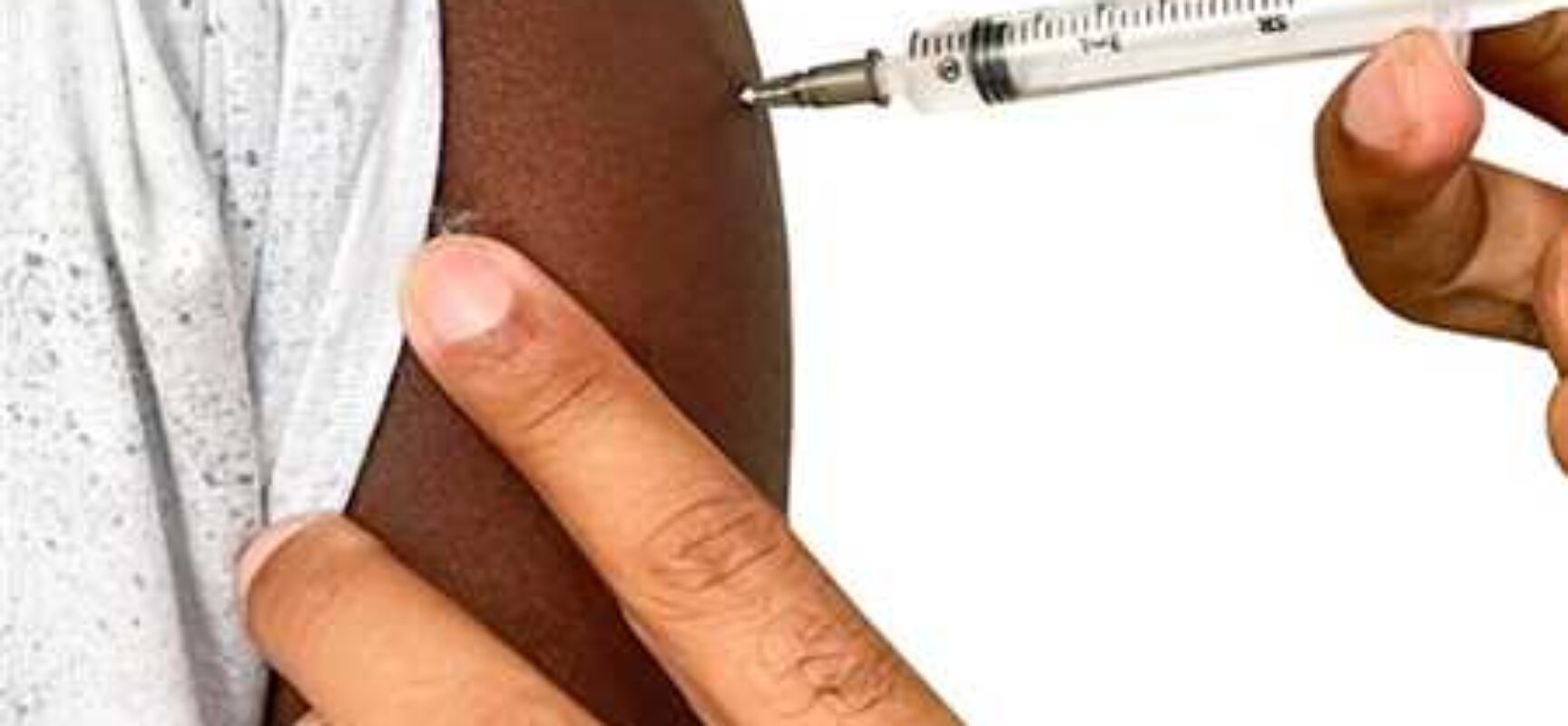 Ilhéus: Saúde oferta vacinação contra Influenza e Covid-19 no distrito de São José